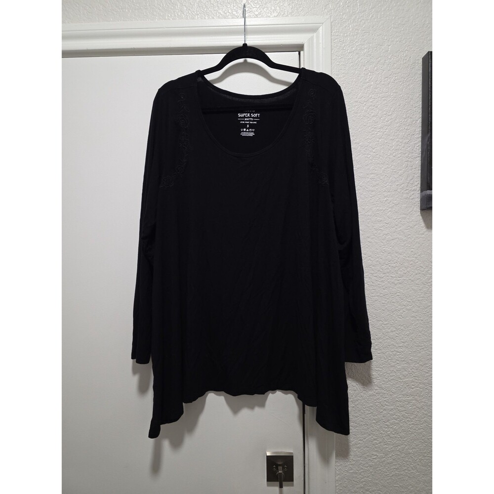 Torrid shirt